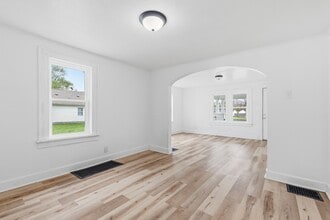 2012 Arrow Ave in Anderson, IN - Building Photo - Building Photo