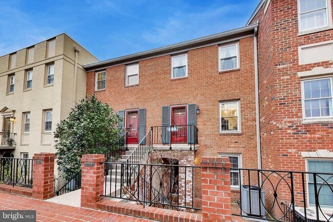 1660 Beekman Pl NW in Washington, DC - Building Photo - Building Photo