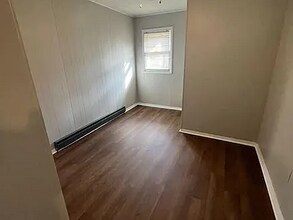 304 E Lehr Ave in Ada, OH - Building Photo - Building Photo