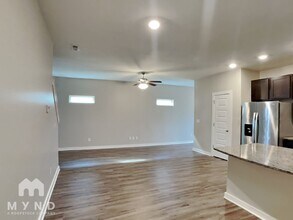 7209 Elmcroft Ave NW in Huntsville, AL - Building Photo - Building Photo
