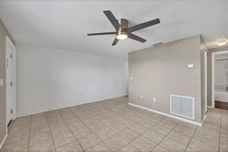 12298 Buffing Rd in Port Charlotte, FL - Building Photo - Building Photo