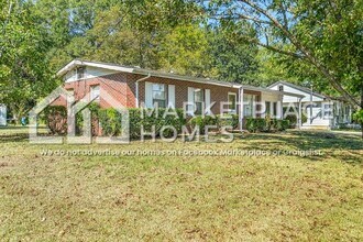 208 Webb Ave in Tuskegee, AL - Building Photo - Building Photo