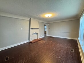 2304-1415 N Youngs Blvd in Oklahoma City, OK - Building Photo - Building Photo
