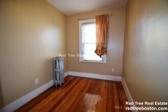 6 Haskell St, Unit 6 in Boston, MA - Foto de edificio - Building Photo