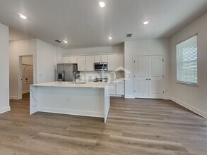 37869 Dusty Saddle Ln in Zephyrhills, FL - Building Photo - Building Photo