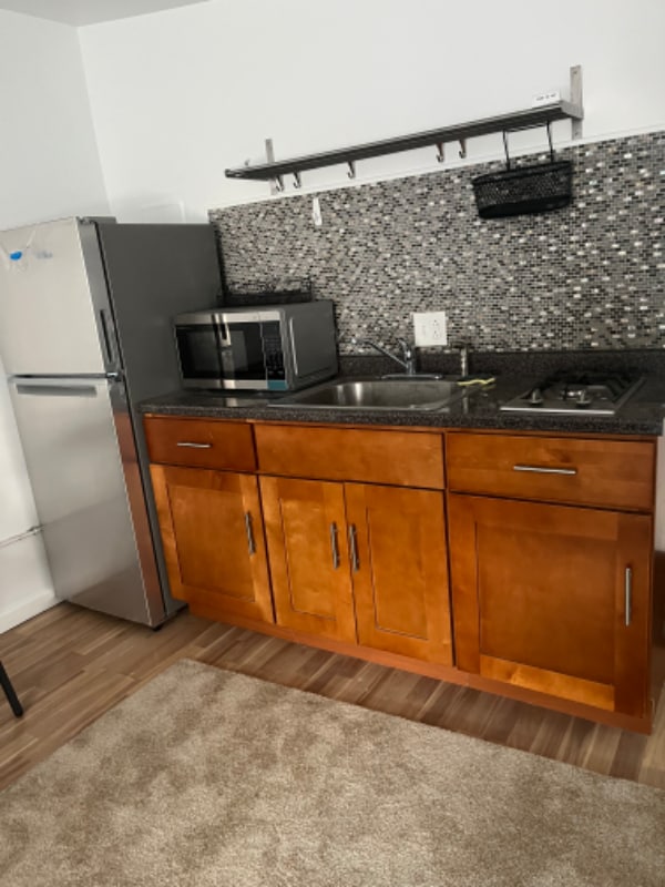 1022 Pine St, Unit 2F