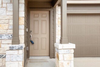 220 Crystal River Rd in Niederwald, TX - Building Photo - Building Photo