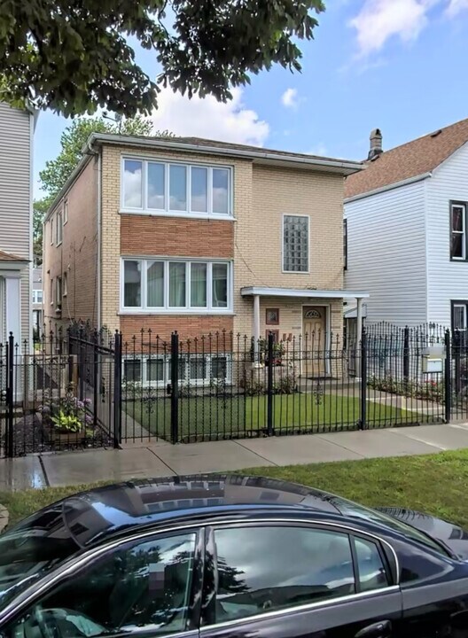 5122 S Whipple St, Unit Basement in Chicago, IL - Building Photo