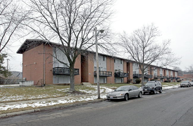 Valerie Woods Apartments in Dayton, OH - Building Photo - Building Photo