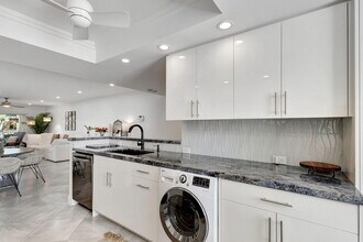 1130 Sugar Sands Blvd in West Palm Beach, FL - Building Photo - Building Photo