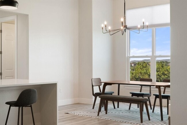 20704 Leaning Oak Dr in Lago Vista, TX - Building Photo - Building Photo