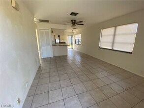 801 SE 5th Ave in Cape Coral, FL - Building Photo - Building Photo