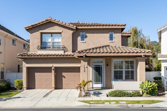 1020 Cottage Way in Encinitas, CA - Foto de edificio - Building Photo