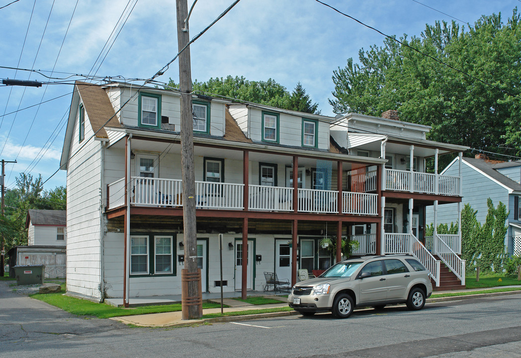 450 Bourbon St in Havre De Grace, MD - Foto de edificio