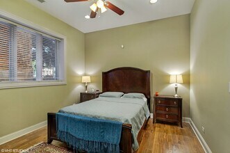 3025 N California Ave in Chicago, IL - Building Photo - Building Photo
