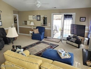 3345 Stone Bend Dr in Winterville, NC - Foto de edificio - Building Photo