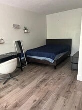 921 Meridian Ave in Miami Beach, FL - Building Photo - Building Photo