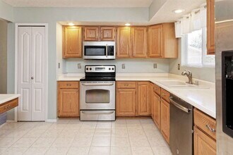 7232 Spruce Mountain Loop NE in Rio Rancho, NM - Building Photo - Building Photo