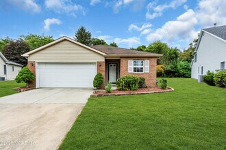 1970 Cherryvale Ct in Toms River, NJ - Building Photo - Building Photo