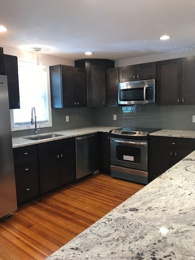 property at 70 Courtland St