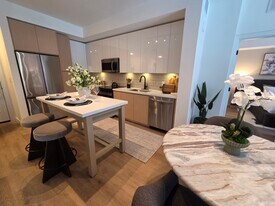 1640 NE 125th St, Unit B1 in North Miami, FL - Building Photo