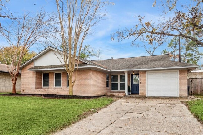 2015 Ansbury Dr in Houston, TX - Building Photo - Building Photo