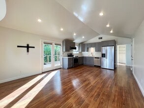 2111 Marin St in Napa, CA - Building Photo - Building Photo