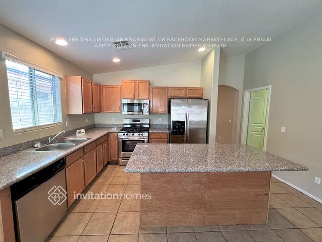 46092 W Tulip Ln in Maricopa, AZ - Building Photo - Building Photo