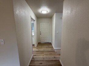 921 McGuire Dr in Modesto, CA - Building Photo - Building Photo