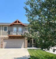 2027 Lakehills Dr, Unit 2027 in Billings, MT - Building Photo