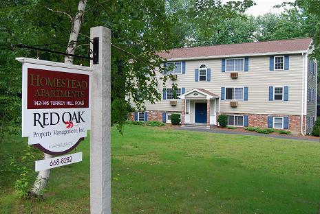 Homestead Apartments in Merrimack, NH - Building Photo