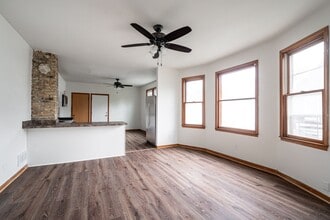 3345 N Richards St in Milwaukee, WI - Building Photo - Building Photo