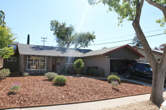 513 Cuesta Dr in San Luis Obispo, CA - Building Photo - Building Photo