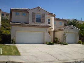 33429 Barrington Dr in Temecula, CA - Building Photo