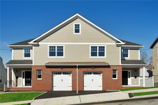 149 Lincoln Ave in Harrison, NY - Building Photo - Building Photo