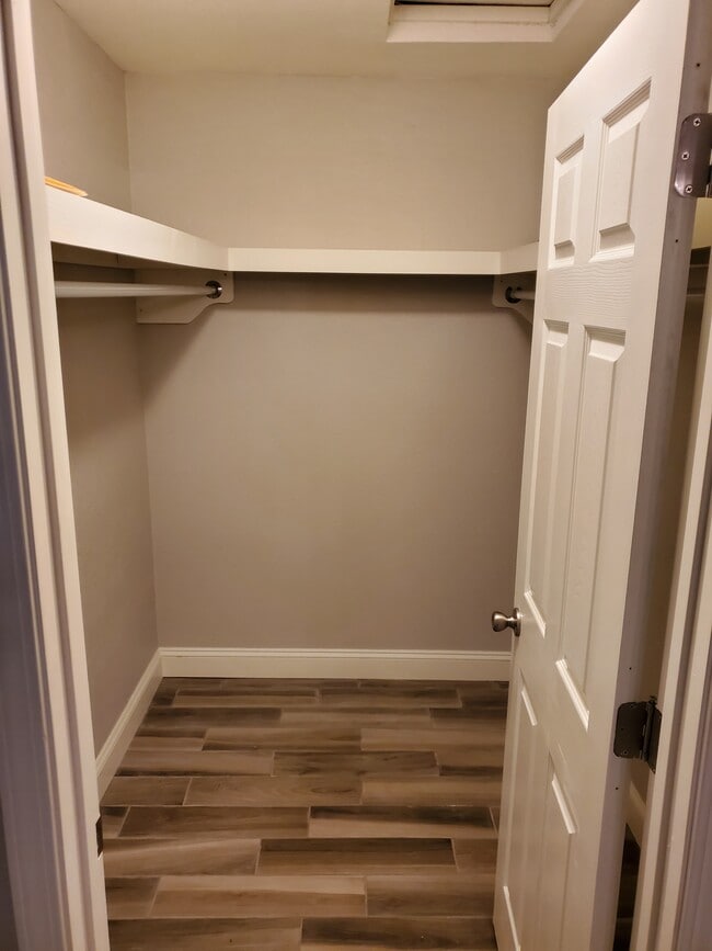 822 Hardy Springs Cir, Unit C in Mcalester, OK - Building Photo - Building Photo