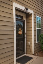 850 New Derby Ln in Apex, NC - Building Photo - Building Photo