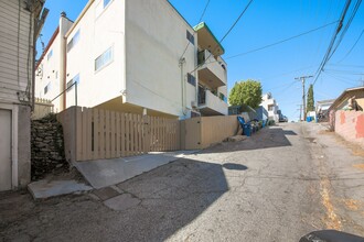 3738 Sawtelle Blvd in Los Angeles, CA - Building Photo - Building Photo