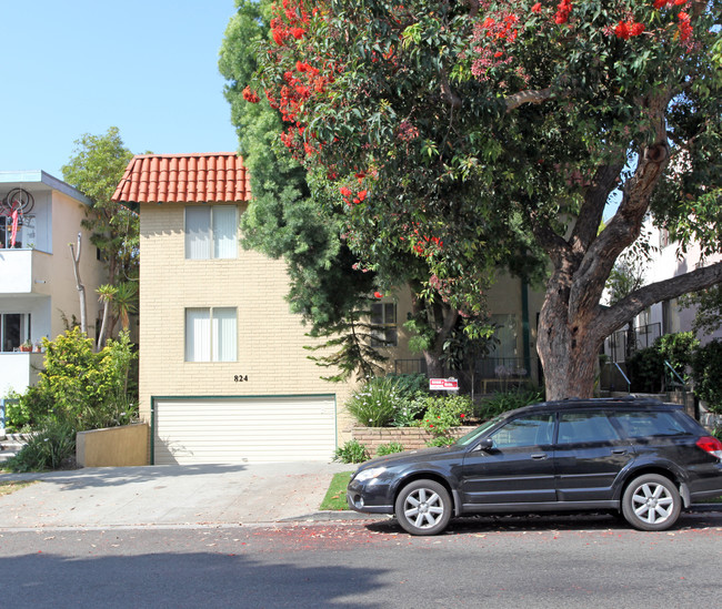 824 11th St in Santa Monica, CA - Building Photo - Building Photo