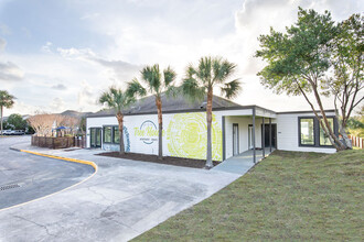 Tree House Apartments in Jacksonville, FL - Building Photo - Building Photo