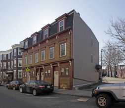 151 Emerson St in South Boston, MA - Building Photo - Building Photo