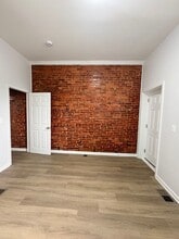 2633 N Charles St in Baltimore, MD - Building Photo - Building Photo