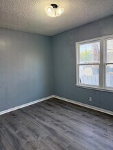 11456 Albers St in North Hollywood, CA - Foto de edificio - Building Photo