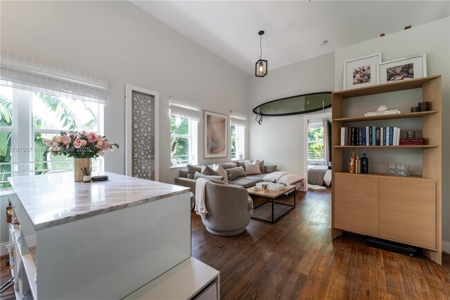property at 1521 Lenox Ave.