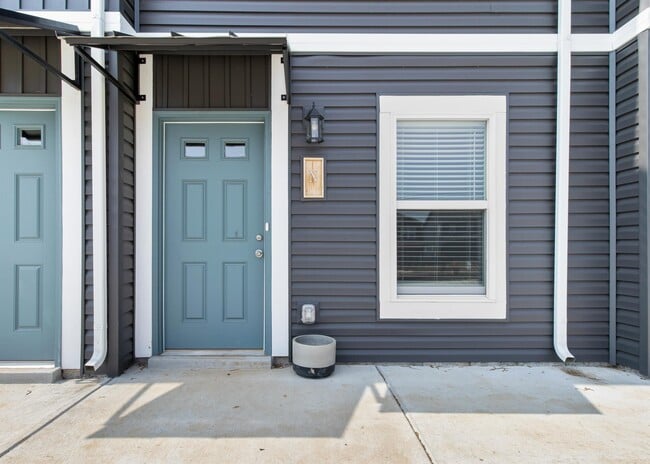 property at 215 Notgrass Rd