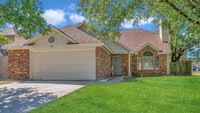 22919 Prairie Bird Ln in Spring, TX - Foto de edificio - Building Photo