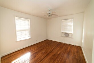 5553 Knob Rd in Nashville, TN - Foto de edificio - Building Photo