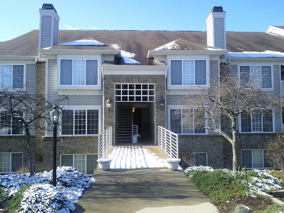 4271 Defender Dr in Cincinnati, OH - Building Photo