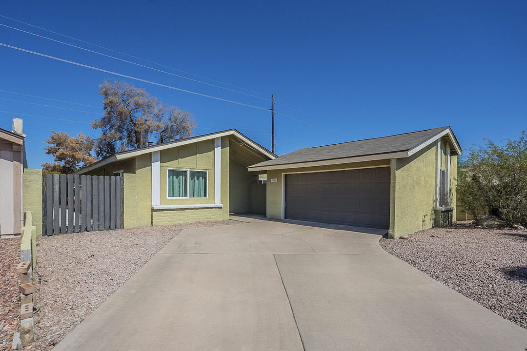 2342 N 87th Way in Scottsdale, AZ - Building Photo