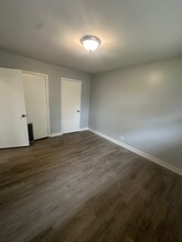 7230 W Lakefield Dr in Milwaukee, WI - Building Photo - Building Photo